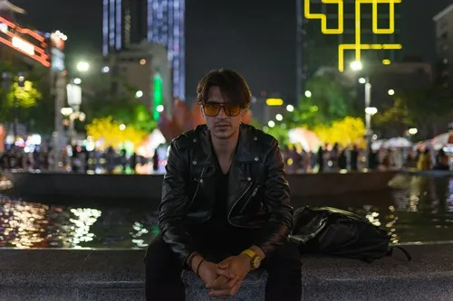 So sieht der Mittelscheitel beim Mann 2026 aus