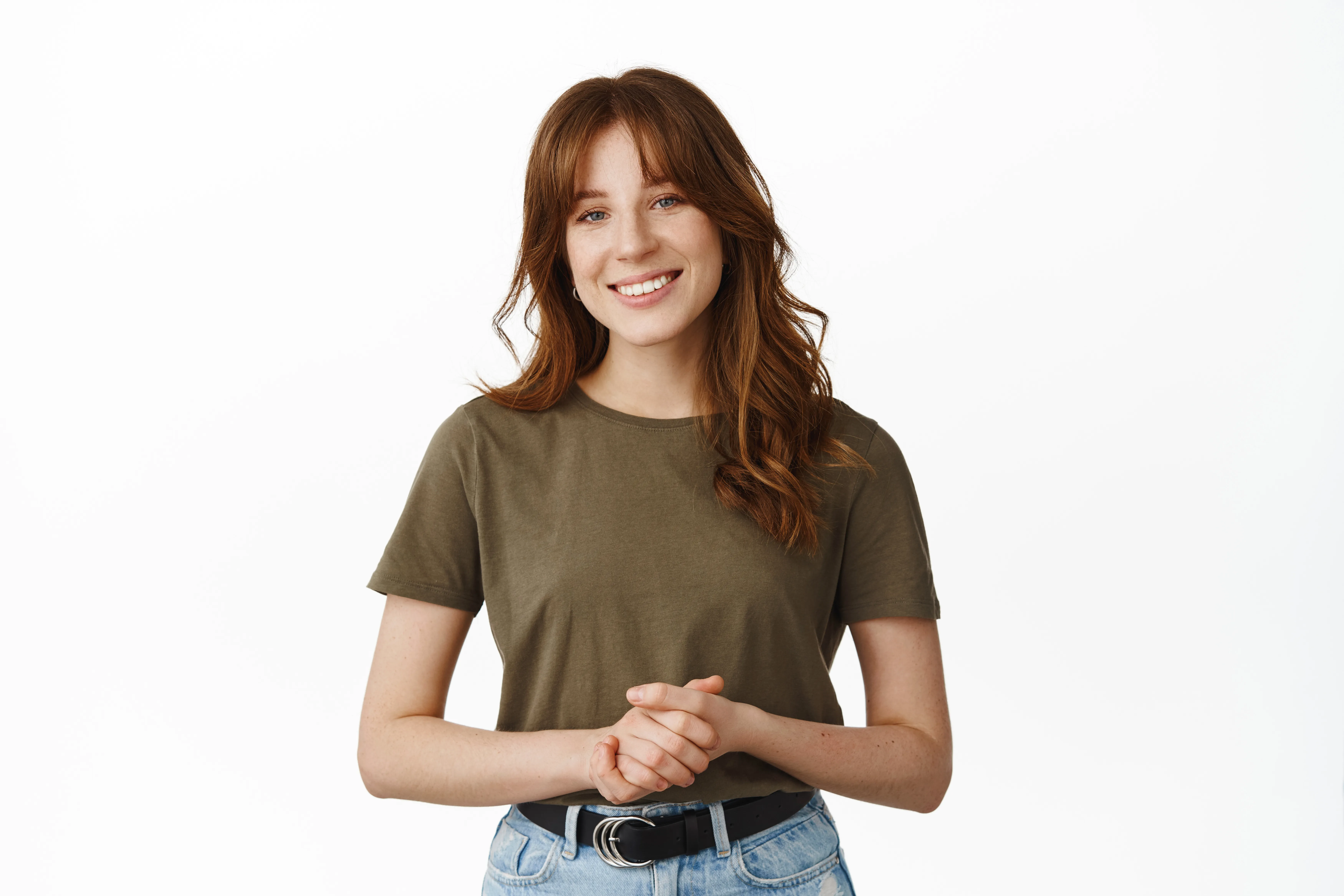 Frau mit Kitty Cut und Bangs