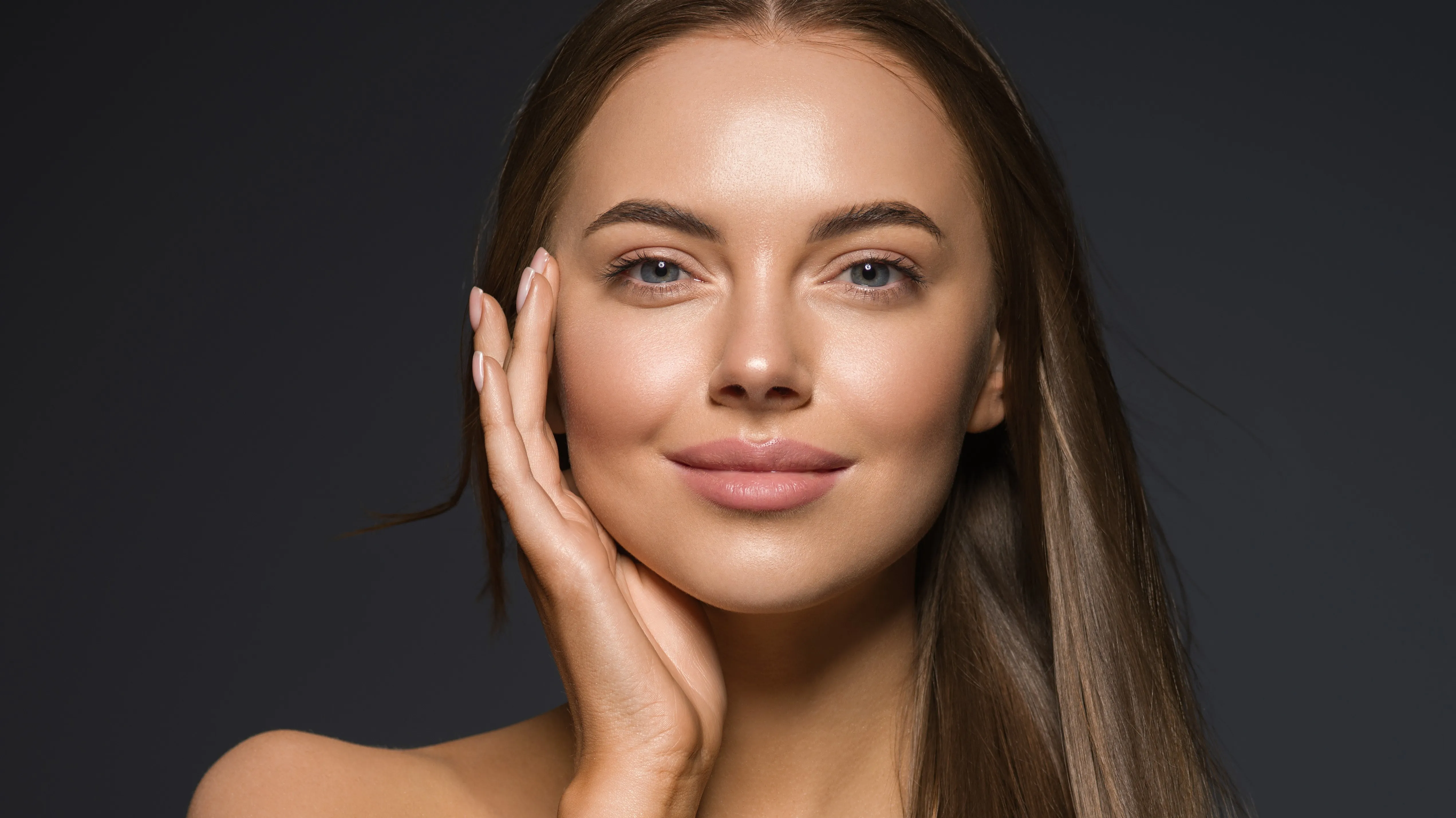 Frau mit No Make Up Look