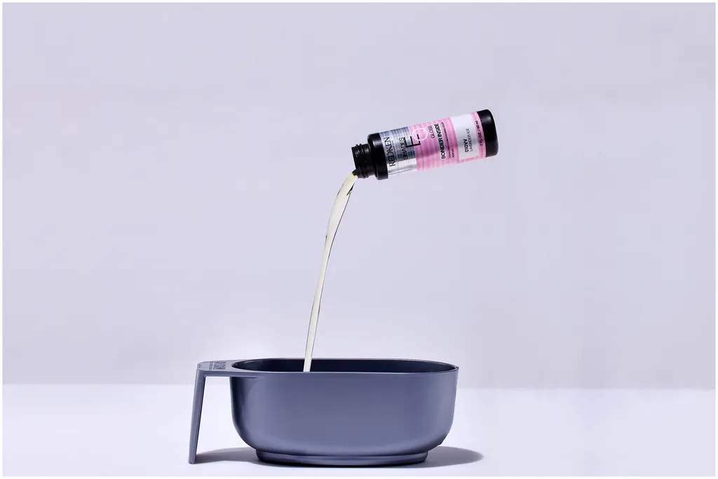 Redken Shades EQ Gloss Bonder Inside